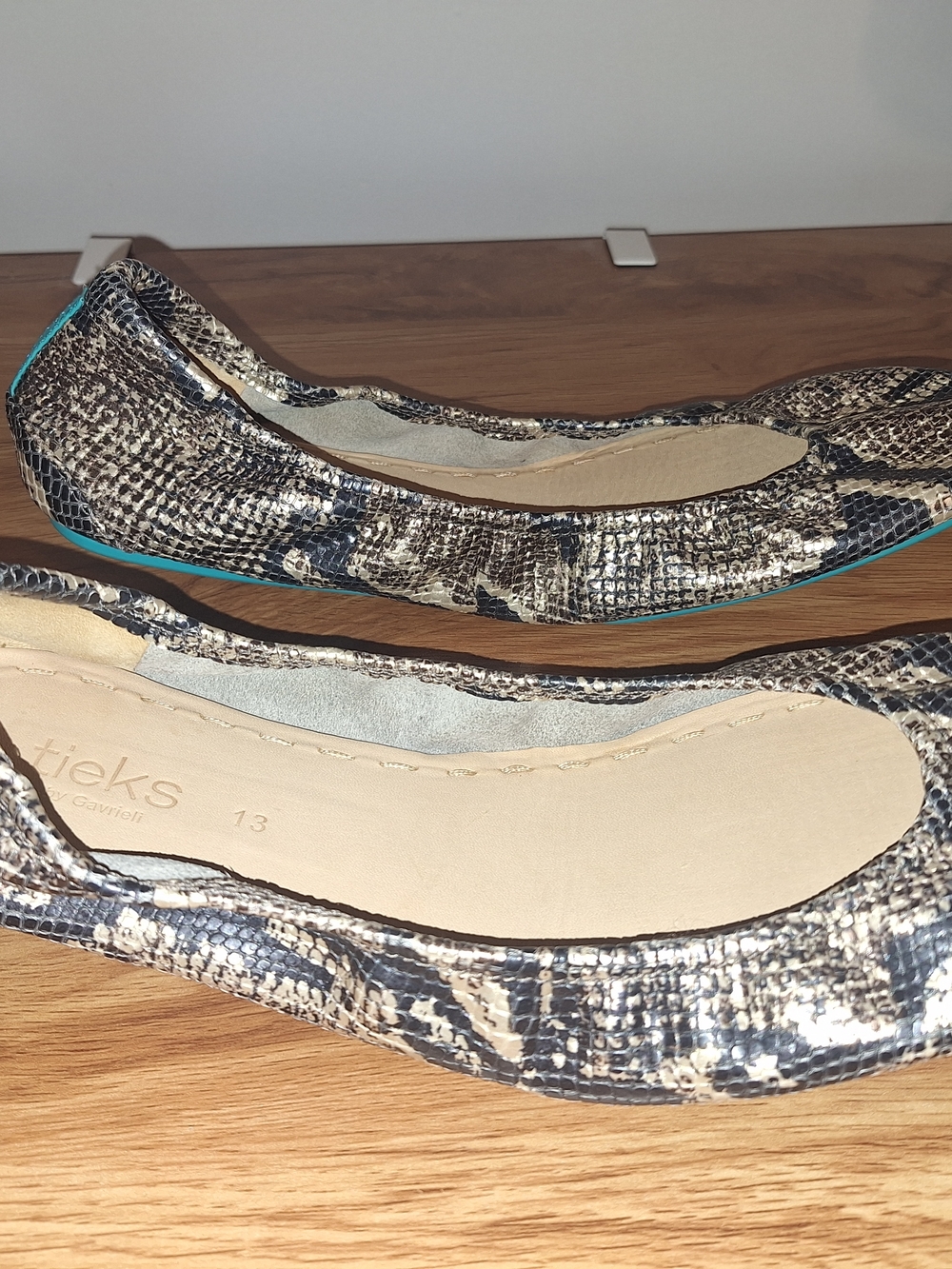 Tieks - Copperhead Snake Ballet Flats Size 13 - Picture 3 of 7